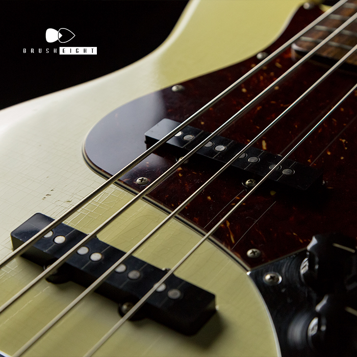 【SOLD】J.W Black USA Jazz Bass  JWB-063  "Medium Aged" 2011's