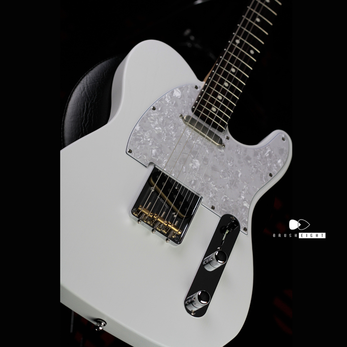 【SOLD】Black Cloud Guitars Δ-Black Smoker "Matte White"