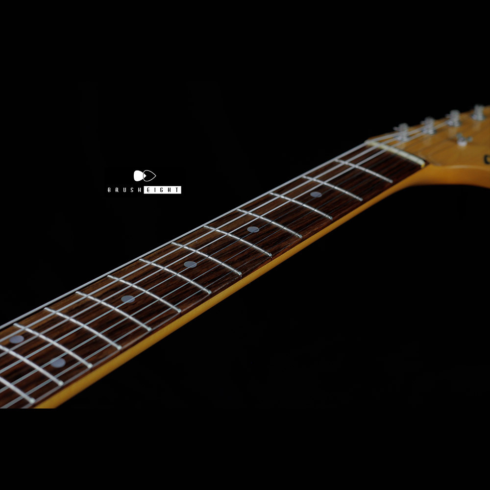 【SOLD】Fender JapanJaguar JG66-85 "Vintage White" 2004's