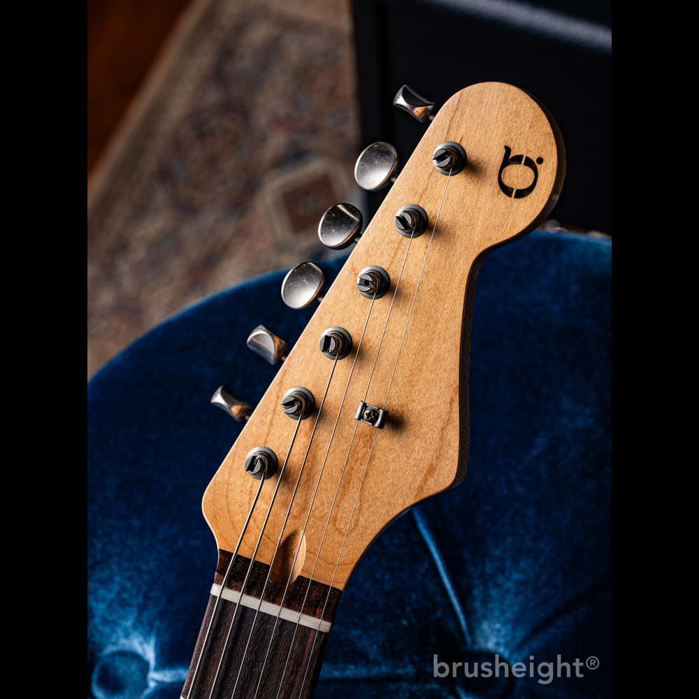 【SOLD】Aging Label Sigma SSS Lake Placid Blue #014