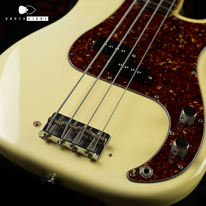 【SOLD】Fender 2004 American Vintage '62 Precision Bass "Olympic White"