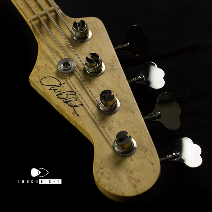 【SOLD】J.W Black USA Jazz Bass 2TS JWB-292  "Soft Aged" bird's-eye Maple Neck