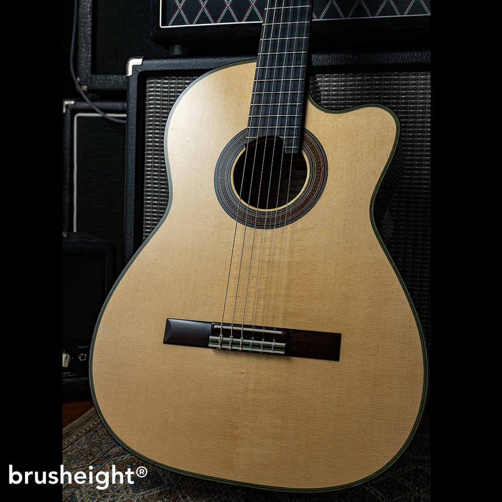 【リニューアル記念価格!】Shunpei Nishino (西野春平) NR.3 CWE 650mm “Spruce Top” Selected with Super Light Case