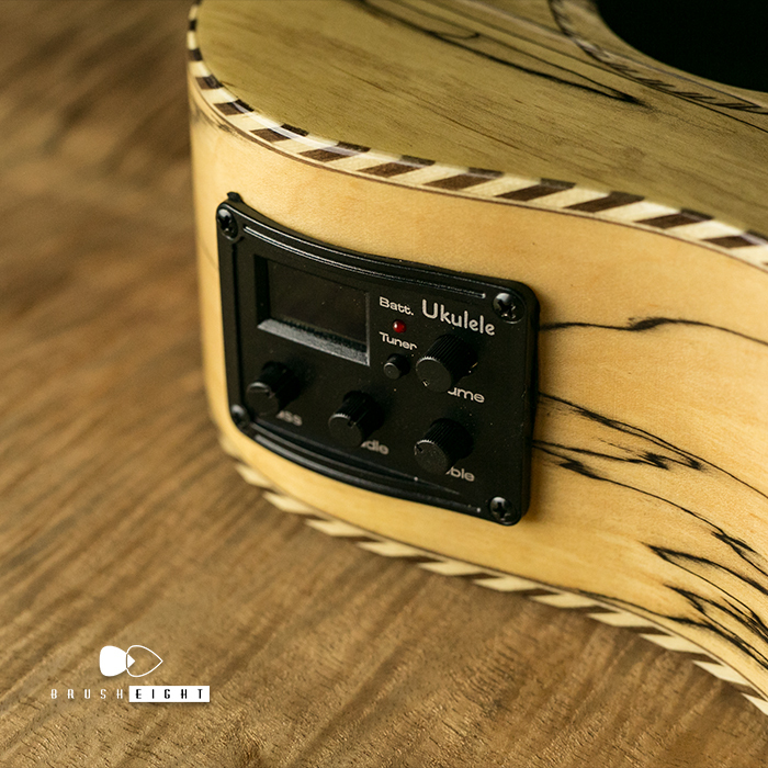 Rosso tenor Uklulele  26I-EQ